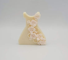 Load image into Gallery viewer, CUSTOM SIGNATURE COLLECTION - WEDDING SOAP